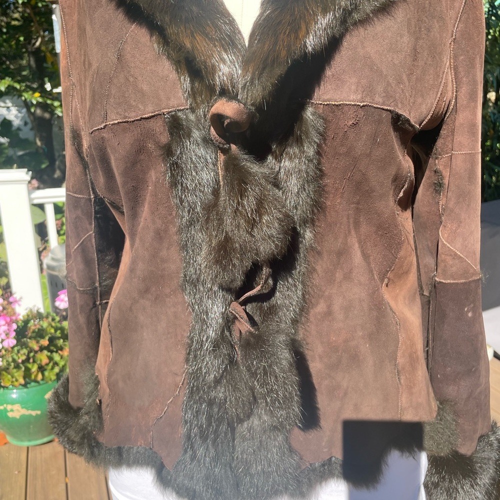 Reservable Cropped Shearling Jacket. Very Good Co… - image 3